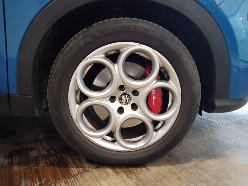 GuidiCar - ALFA ROMEO Tonale 2023 Tonale 1.5 hybrid Super 130cv tct7 Usato